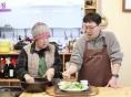 조금 특별한 '달래무침'