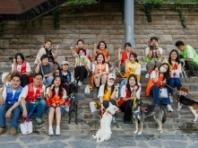 "함께 걷고 교감한 행복한 순간!"...한국마즈(유), 발라당 입양센터서 유기견 산책 봉사 진행