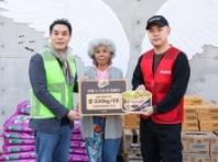 한국마즈 쉬바, '나폴리 맛피아' 권성준 셰프와 고양이 보호소서 봉사활동 진행